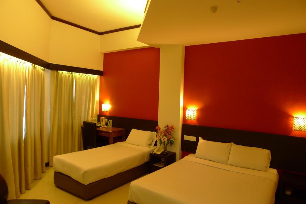 Meldrum Hotel Johor Bahru Szoba fotó