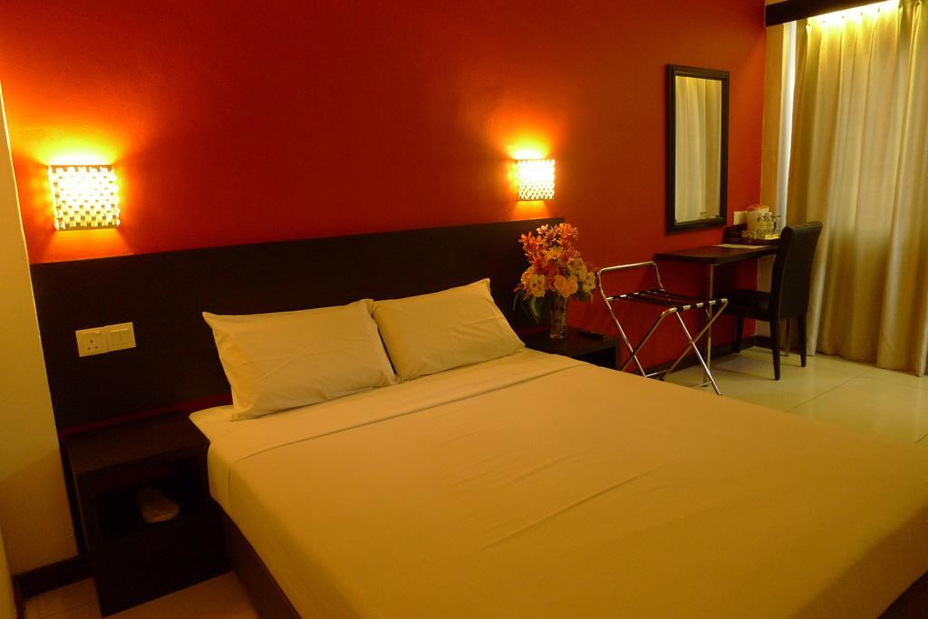 Meldrum Hotel Johor Bahru Szoba fotó
