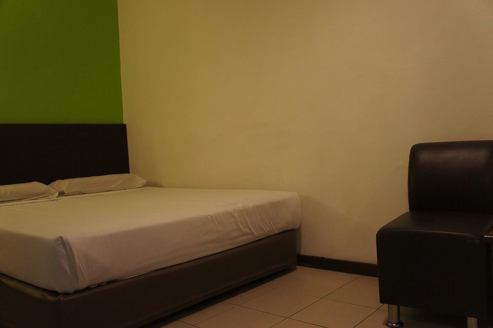 Meldrum Hotel Johor Bahru Kültér fotó