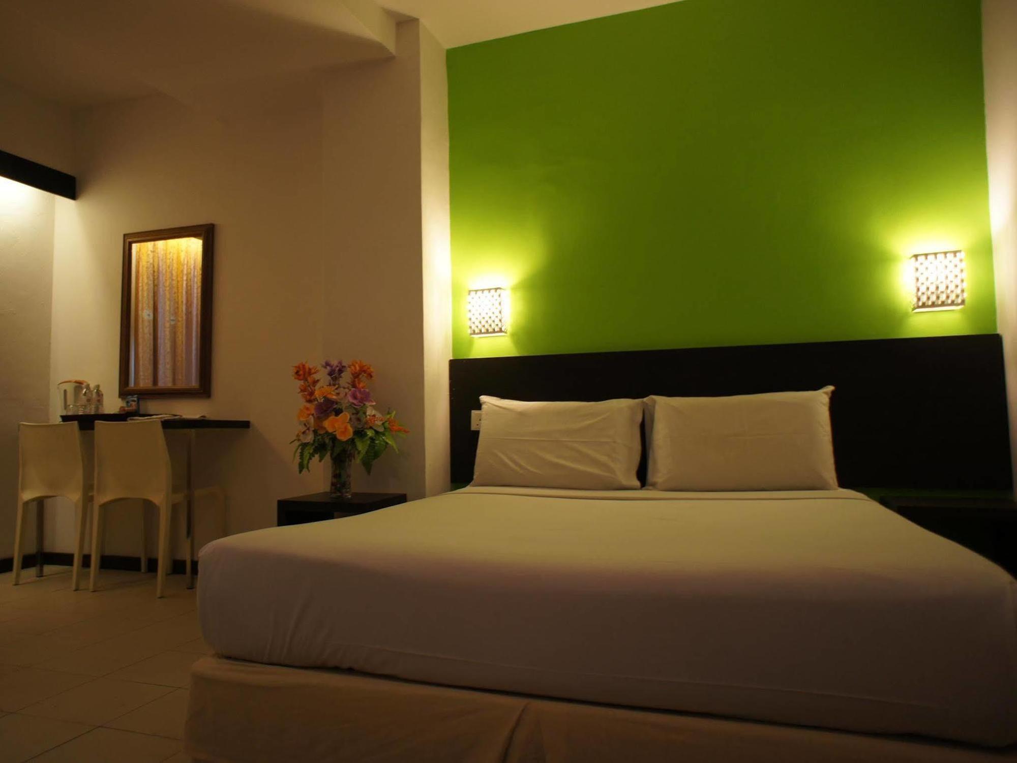 Meldrum Hotel Johor Bahru Kültér fotó