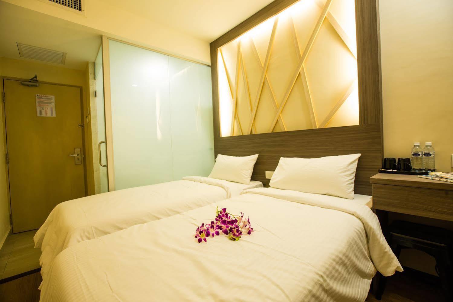 Meldrum Hotel Johor Bahru Kültér fotó
